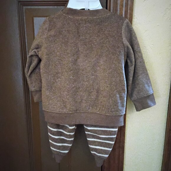 Carter's Child of mine 2-Piece Baby Winter Set 6 - 9M | Cozy Outfit - Picture 2 of 4